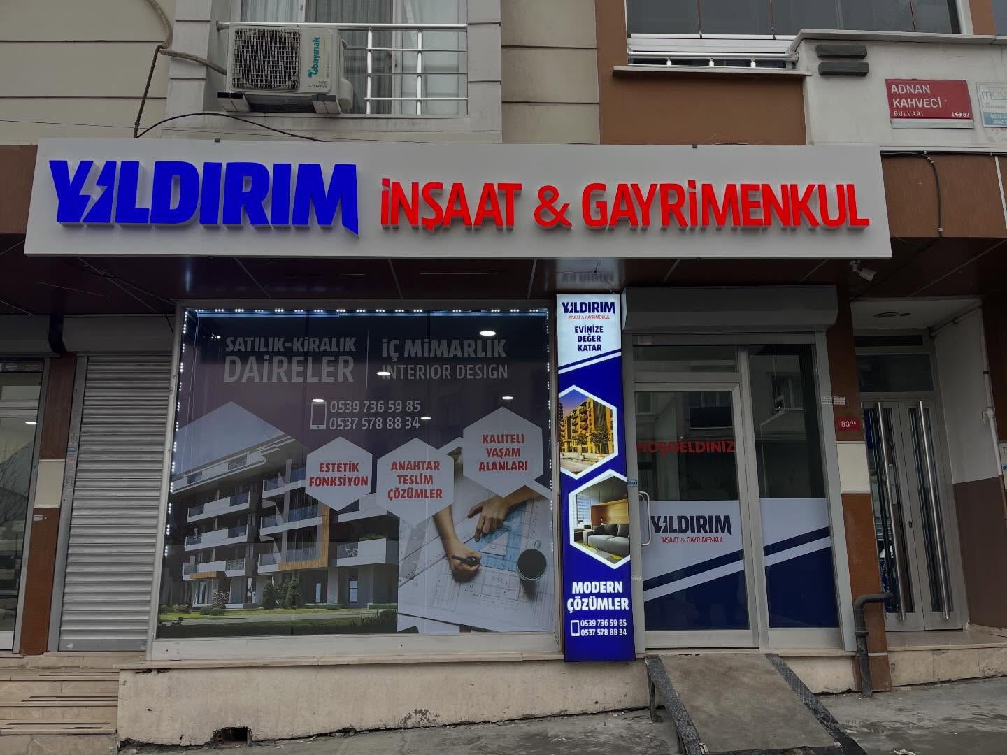 Kurumsal vitrin ve cephe reklamı